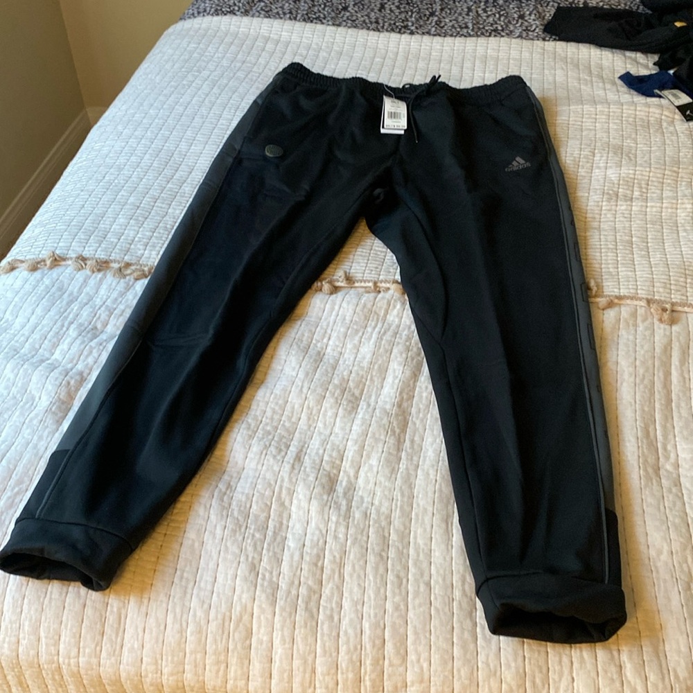 Adidas HRD pant